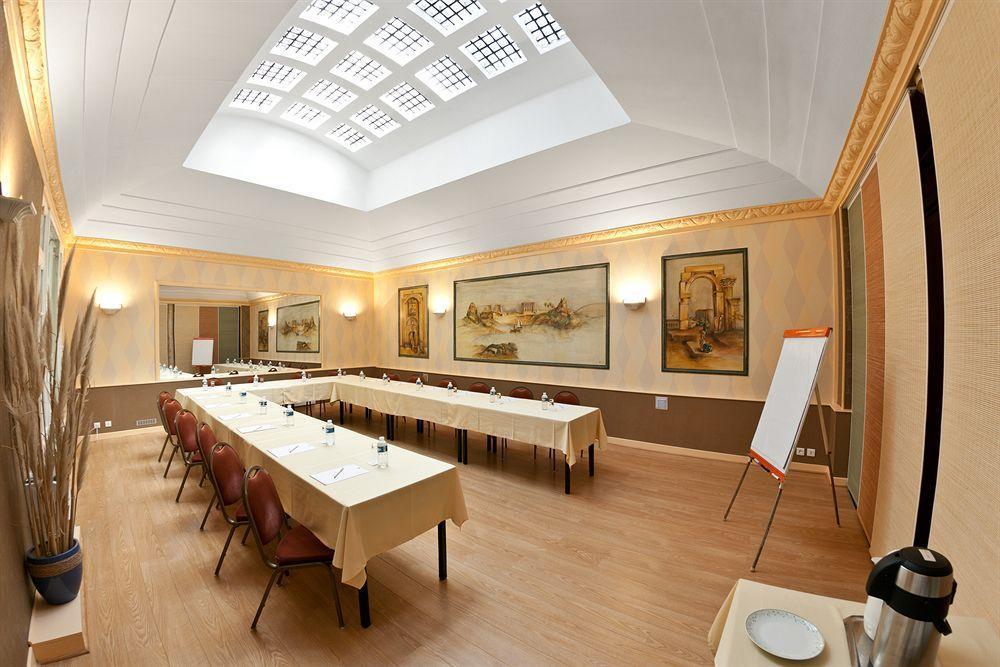 Hotel Arverna Vichy - Clt'Hotel 3*